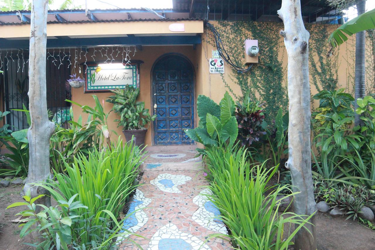 Hotel La Tora Managua Exterior foto